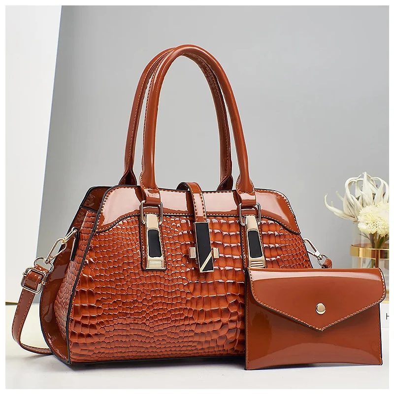 The Elizabeth Handbag - Image 5