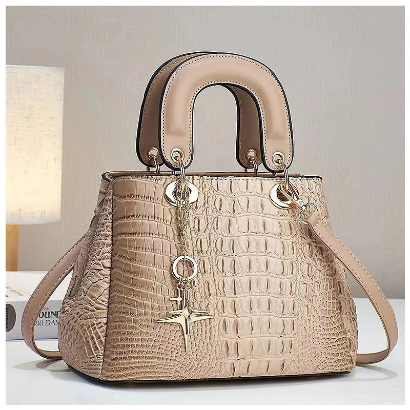 The Leonara Handbag - Image 7