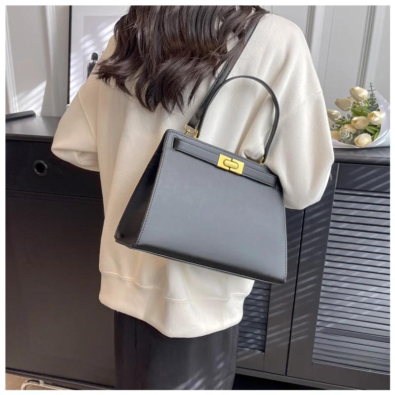 The Paulina Handbag - Image 6