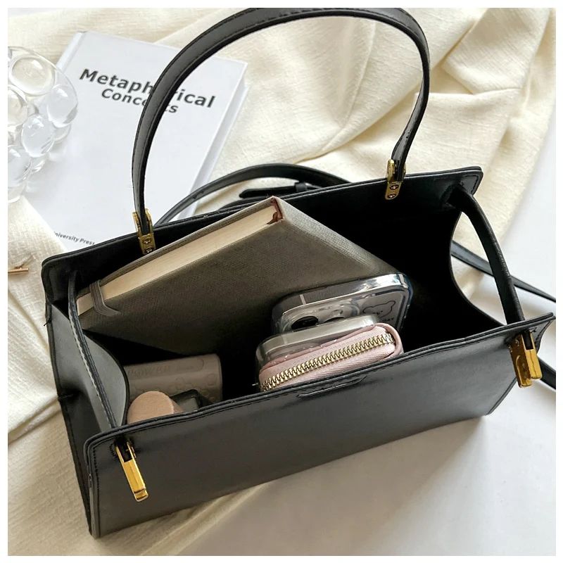 The Paulina Handbag - Image 8