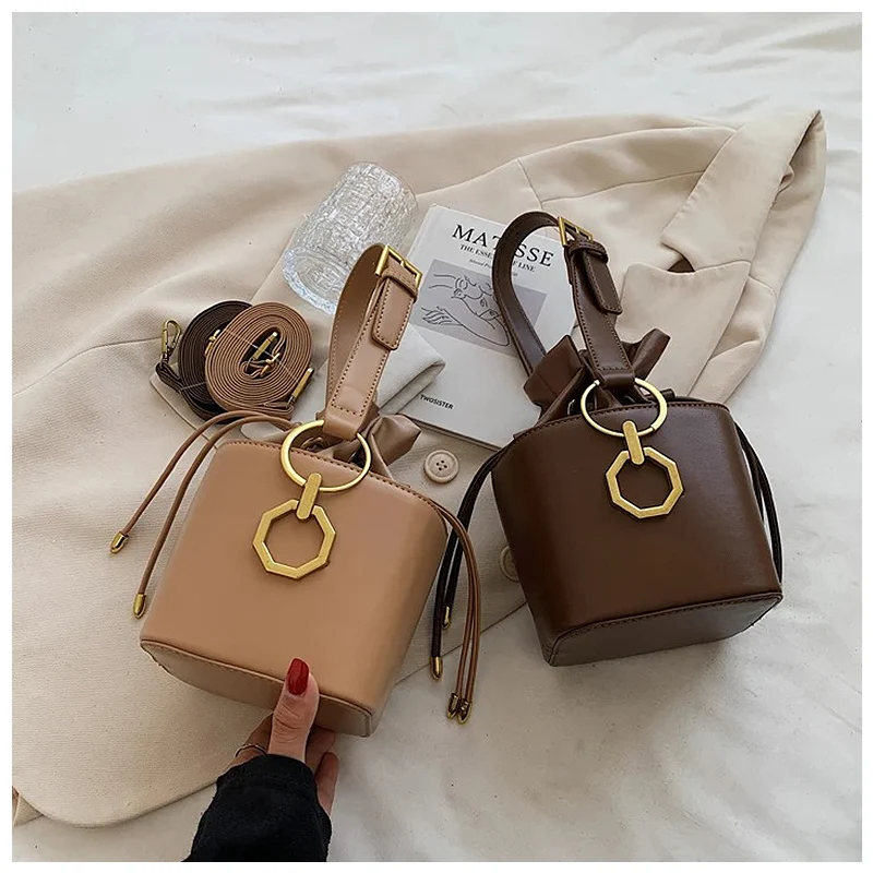 The Quinn Handbag - Image 9